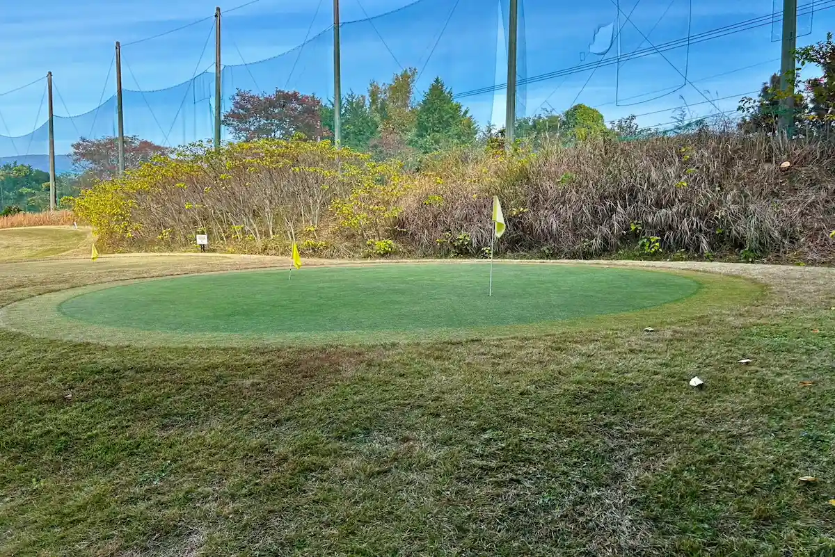 パター練習グリーン